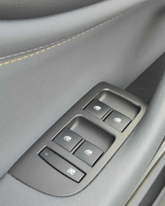 Opel Zafira cena 34900 przebieg: 180200, rok produkcji 2015 z Goniądz małe 529